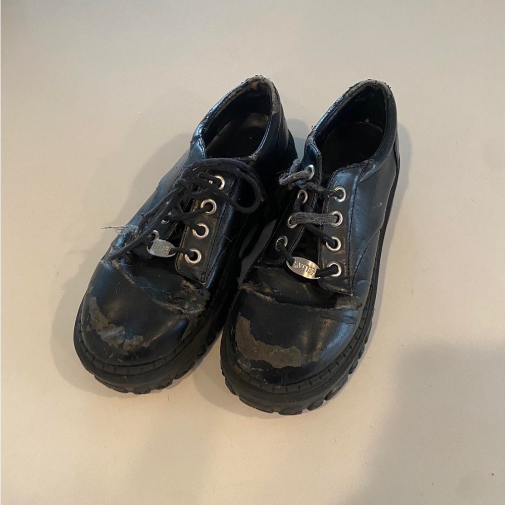 Black Platform Delia’s